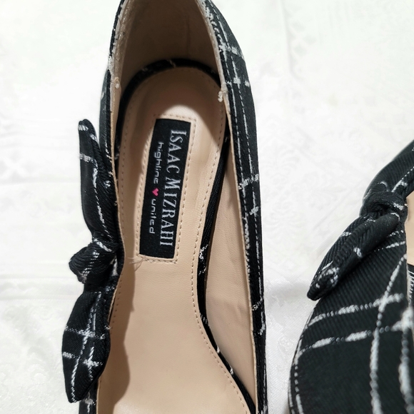 Isaac Mizrahi Serena Black and White Open-Toe Heels Size 6.5 M - Picture 6 of 8